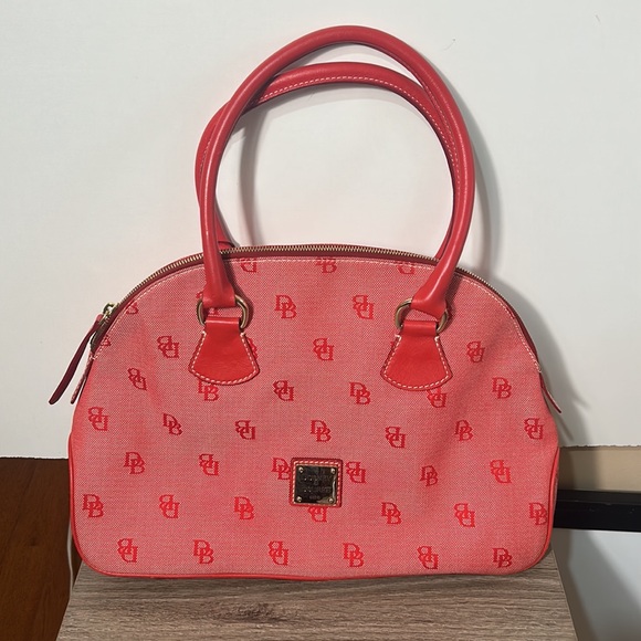 DOONEY BOURKE 1975RED MONOGRAM DB SHOULDER BAG ZIPPER CLOSURE - Picture 1 of 8